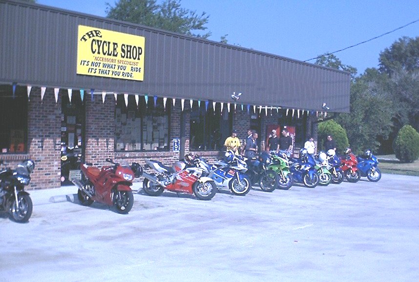 group3.jpg (116996 bytes)